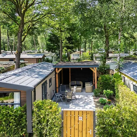 Veluwe Luxury With Private Sauna And Hot Tub - Swimming Pool Tennis Court Supermarket Bowling Alley Theatre And Entertainment For Children 公寓 *