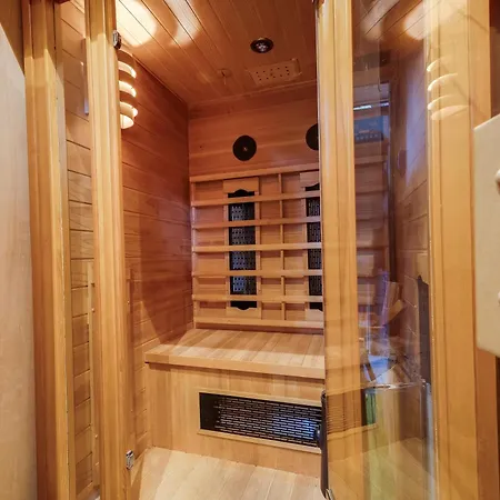 Veluwe Luxury With Private Sauna And Hot Tub - Swimming Pool Tennis Court Supermarket Bowling Alley Theatre And Entertainment For Children 公寓 霍德鲁