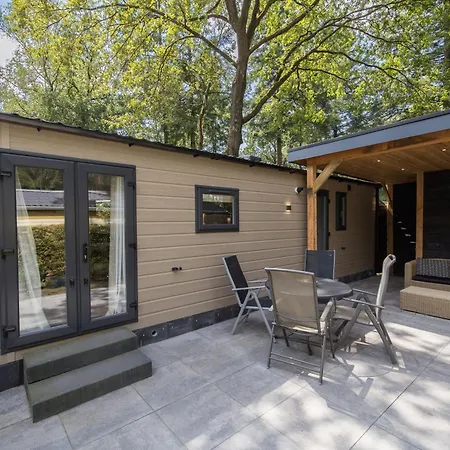 Veluwe Luxury With Private Sauna And Hot Tub - Swimming Pool Tennis Court Supermarket Bowling Alley Theatre And Entertainment For Children Appartamento Hoenderloo