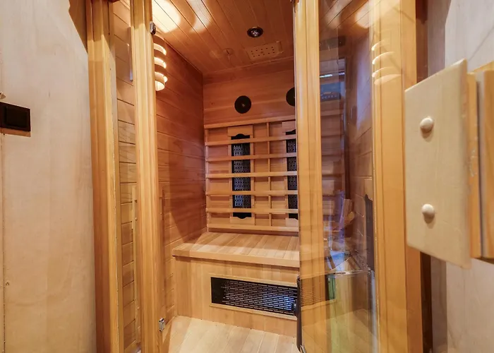 Veluwe Luxury With Private Sauna And Hot Tub - Swimming Pool Tennis Court Supermarket Bowling Alley Theatre And Entertainment For Children Apartamento Hoenderloo