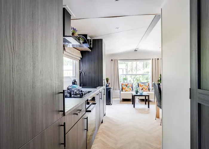 Apartamento Veluwe Luxury With Private Sauna And Hot Tub - Swimming Pool Tennis Court Supermarket Bowling Alley Theatre And Entertainment For Children