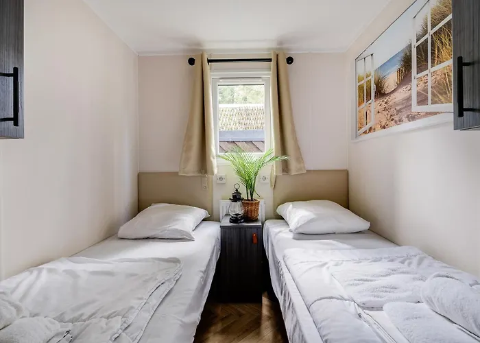 Appartamento Veluwe Luxury With Private Sauna And Hot Tub - Swimming Pool Tennis Court Supermarket Bowling Alley Theatre And Entertainment For Children