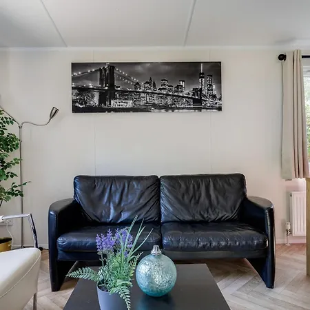 Veluwe Luxury With Private Sauna And Hot Tub - Swimming Pool Tennis Court Supermarket Bowling Alley Theatre And Entertainment For Children Apartmán *
