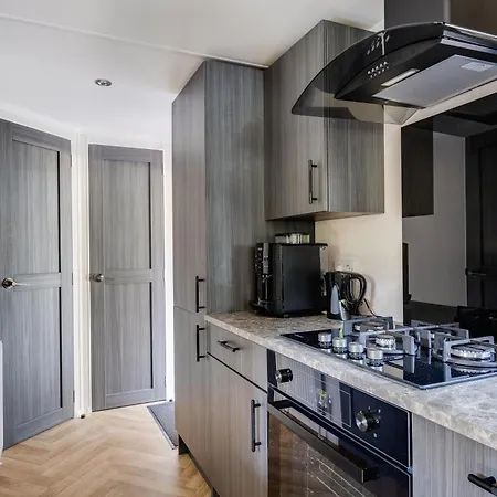 Apartmán Veluwe Luxury With Private Sauna And Hot Tub - Swimming Pool Tennis Court Supermarket Bowling Alley Theatre And Entertainment For Children *