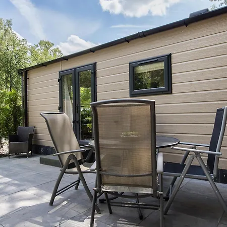 Apartmán Veluwe Luxury With Private Sauna And Hot Tub - Swimming Pool Tennis Court Supermarket Bowling Alley Theatre And Entertainment For Children Hoenderloo